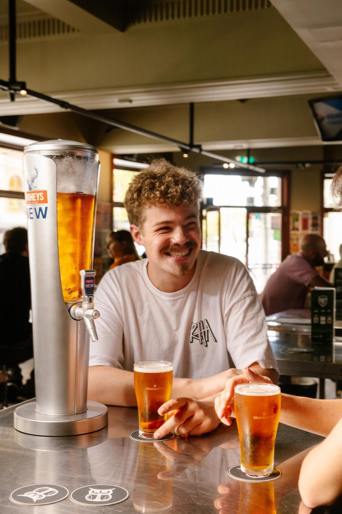 Bar Broadway Hotel Sydney Bagian luar foto
