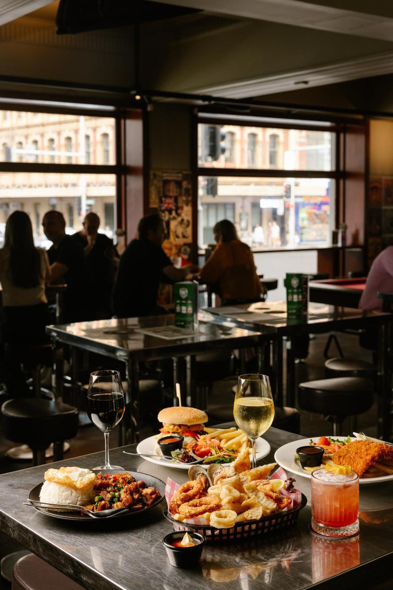 Bar Broadway Hotel Sydney Bagian luar foto